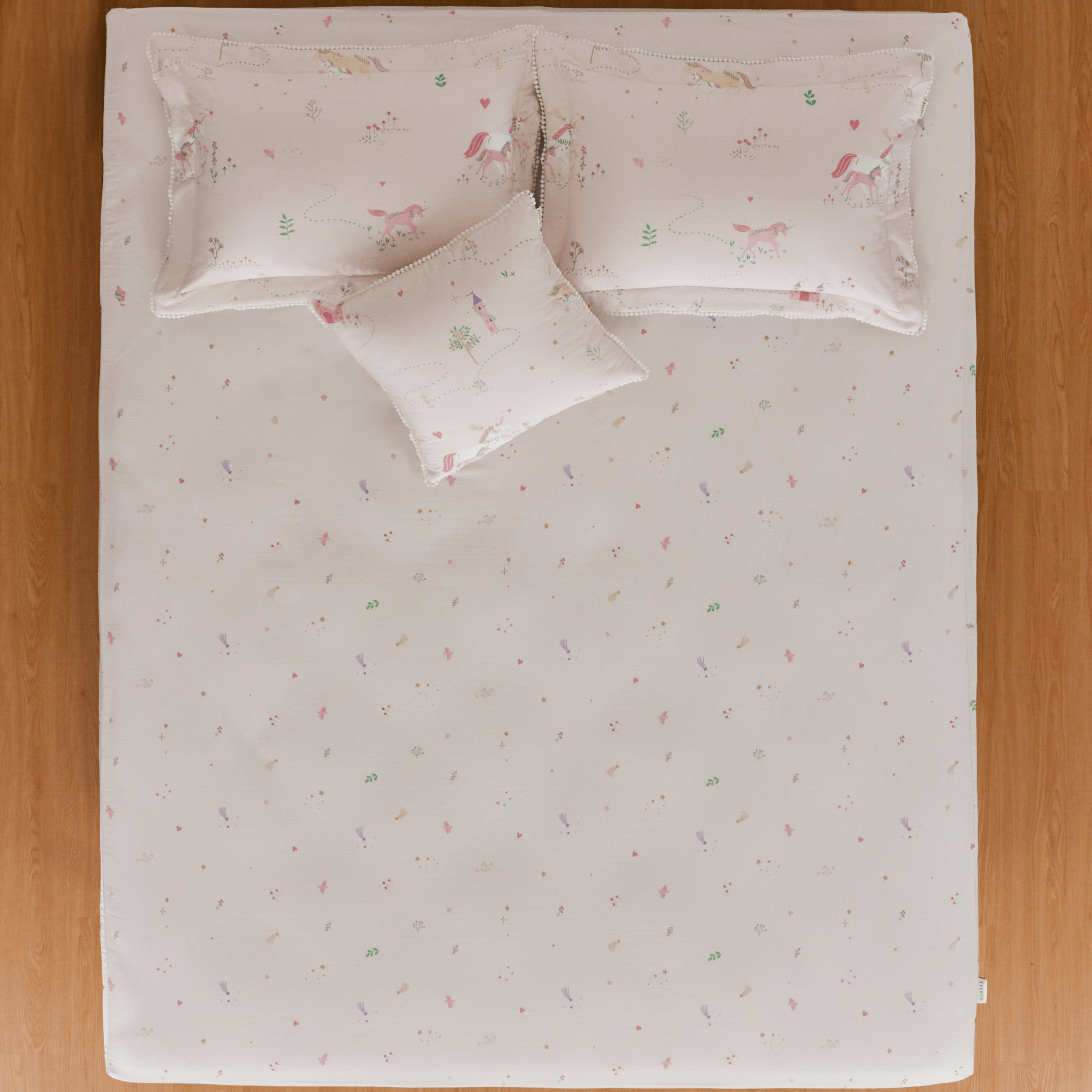 10-min Bộ chăn ga gối Everon Xứ Sở Thần Tiên – CPC26203