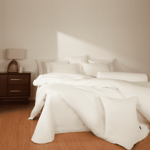 Bộ chăn ga Everon Ngọc Trai - ASCD26103Bộ chăn ga Everon Ngọc Trai - ASCD26103 Bộ chăn ga Everon Ngọc Trai - ASCD26103