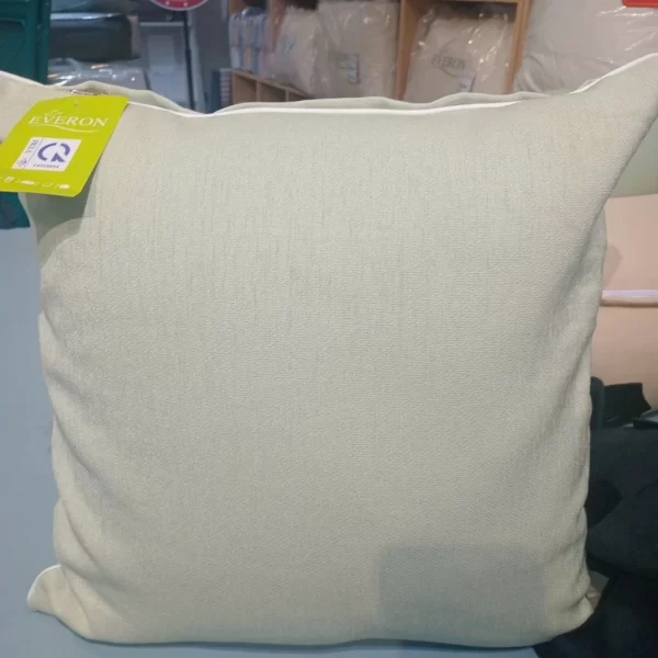 Gối tựa lưng Everon Cả vỏ & ruột, màu ngẫu nhiên